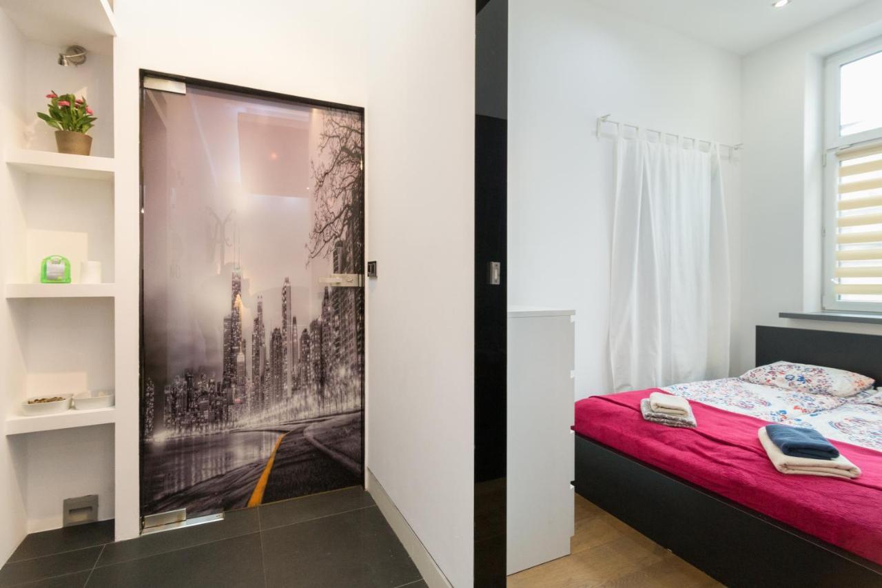 דירות קרקוב Modern, Stylish And Comfy In Trendy Jewish Quarter מראה חיצוני תמונה