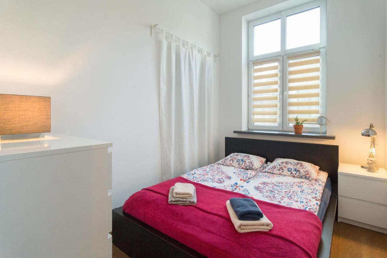 דירות קרקוב Modern, Stylish And Comfy In Trendy Jewish Quarter מראה חיצוני תמונה