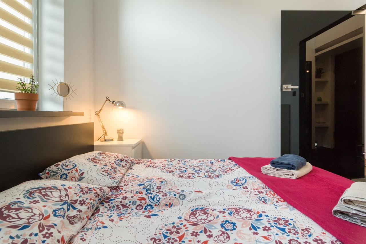 דירות קרקוב Modern, Stylish And Comfy In Trendy Jewish Quarter מראה חיצוני תמונה